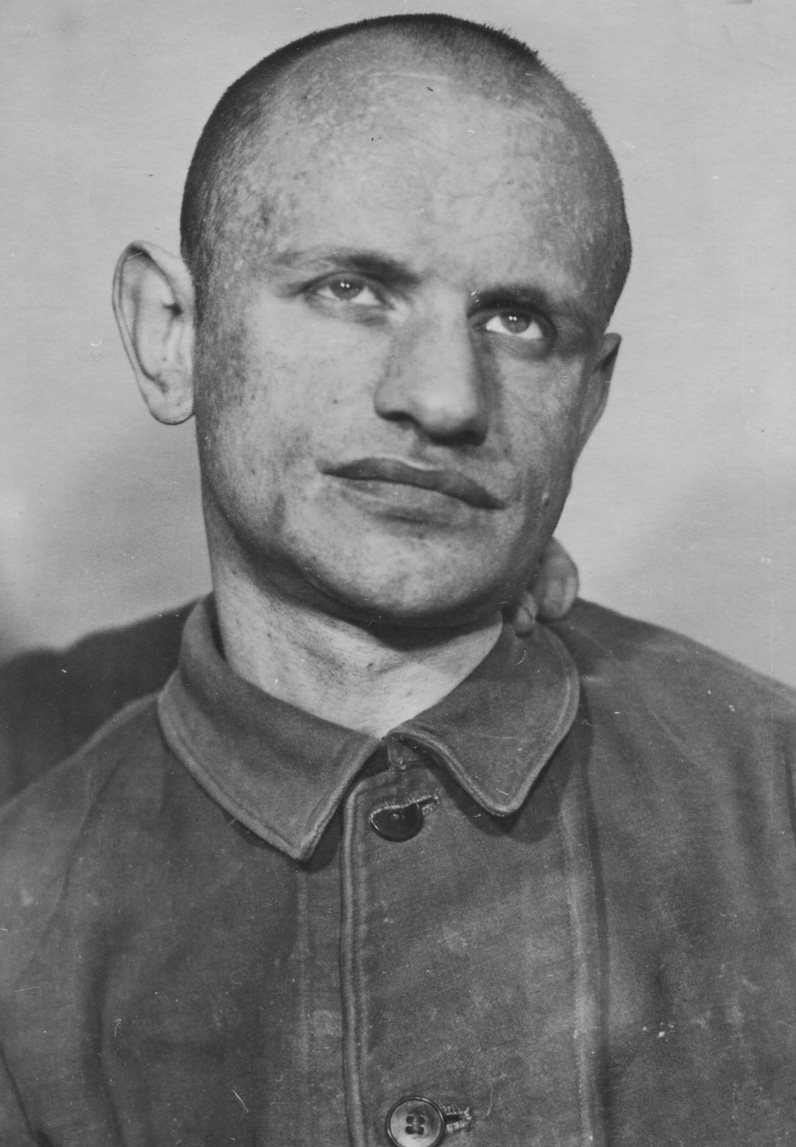Ernst Dorer (f�r das Foto wurde der Kopf gest�tzt)