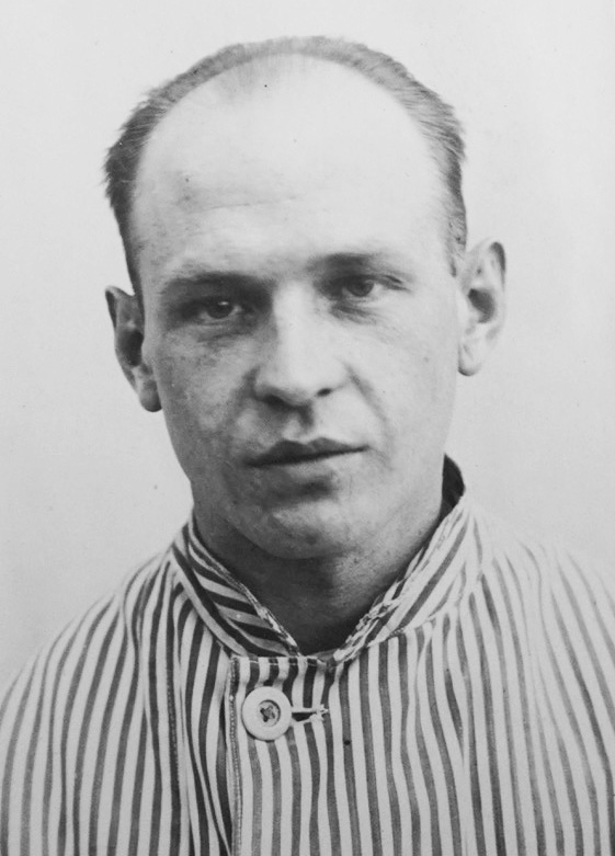 Ernst Sebras Ernst Sebras